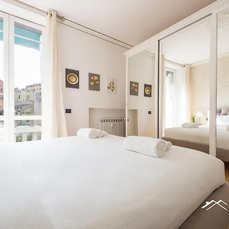 Center Lux| 2br| A/c| Parking By Tilo Apartamento Génova