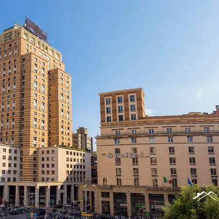 Center Lux| 2br| A/c| Parking By Tilo Apartamento Génova